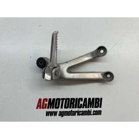 REPOSE-PIEDS PASSAGER ARRIÈRE DROIT HONDA CBR 900 RR SC33E 1998-1999