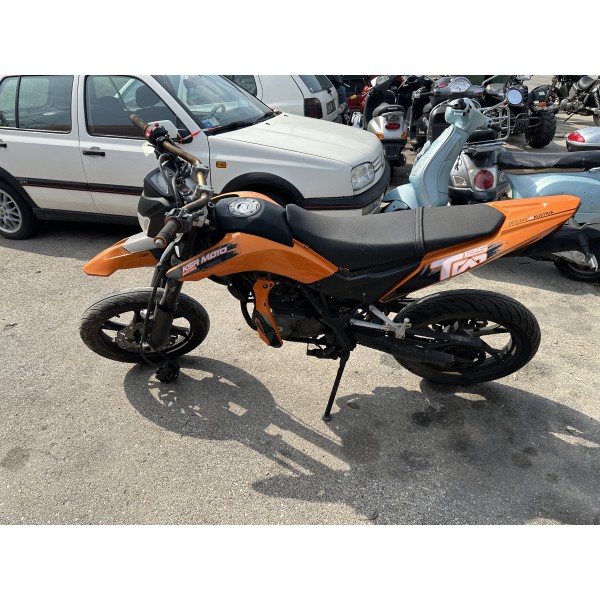 TOOL KIT USE AND MAINTENANCE KSR TW 125 SM...