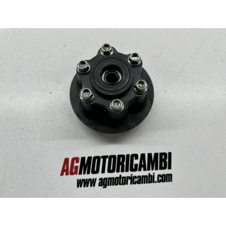 KEEWAY RKF 125 4T E5 REAR WHEEL HUB 2021-2024