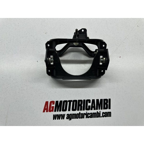 SUPPORT DE PHARE AVANT PIAGGIO VESPA 50 125 S...