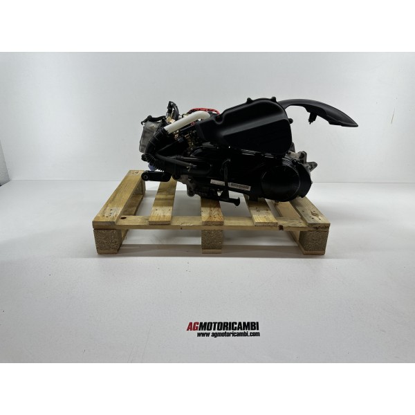 BLOCCO MOTORE SYM SYMPHONY PEUGEOT TWEET 125 i...