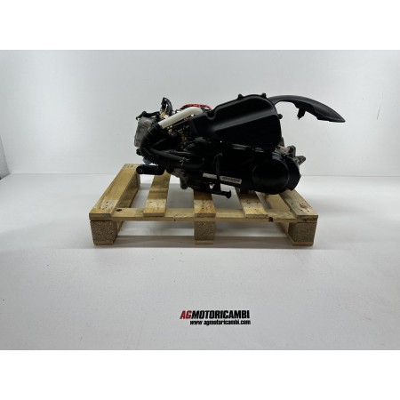 SYM BLOQUE MOTOR SYMPHONY PEUGEOT TWEET 125 i XS1P61QMK-A