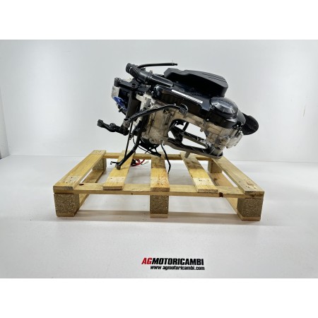 SYM-MOTORBLOCK SYMPHONY PEUGEOT TWEET 125 i XS1P61QMK-A