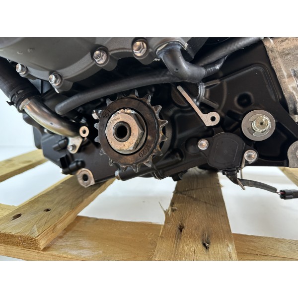 TRIUMPH STREET TRIPLE 660 S MOTOR BLOCK...