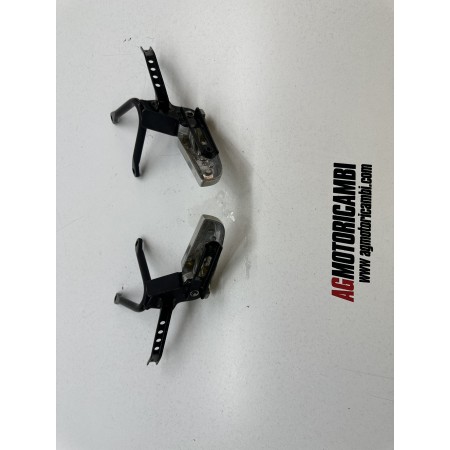 COPPIA PEDALINE PEDANA PASSEGGERO HONDA PCX 125 2009-2013