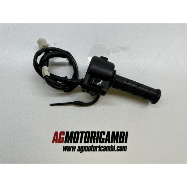 DEVIOLUCI COMMUTATORE DESTRO DX HONDA PCX 125...