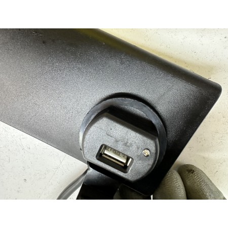 KYMCO PEOPLE S 125 ABS UNTER DEM SITZ AUFLADEN USB-STECKDOSE 2021-2024