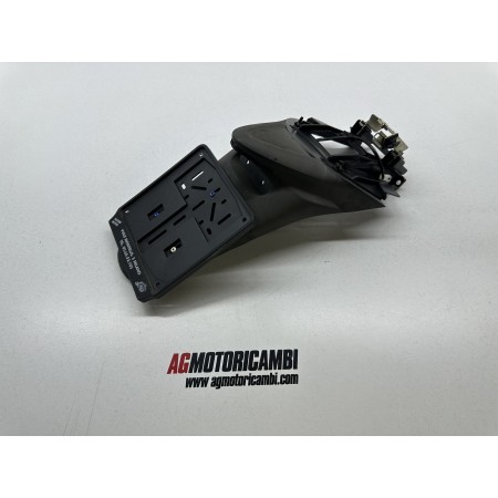 PARAFANGO POSTERIORE PORTATARGA PIAGGIO LIBERTY 125 150 4T 2009-2013