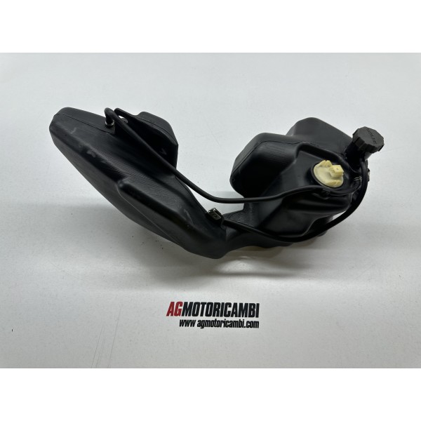 RÉSERVOIR D'ESSENCE PIAGGIO LIBERTY 125 150 4T...