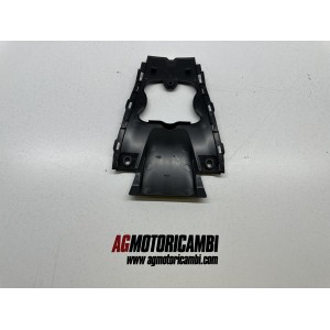 PLASTIC UNDERTAIL YAMAHA MT-09 2021-2023 2
