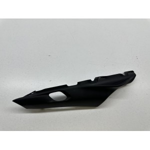 RECHTE HINTERE SEITENVERKLEIDUNG YAMAHA MT-09 2021-2023 2