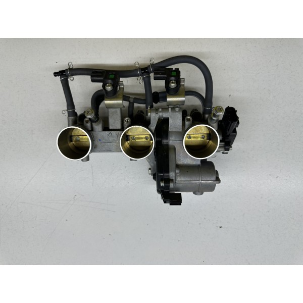 CORPS DE PAPILLON YAMAHA MT-09 2021-2023