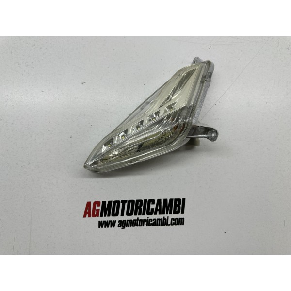 FLÈCHE AVANT GAUCHE PIAGGIO BEVERY 350 2011-2018