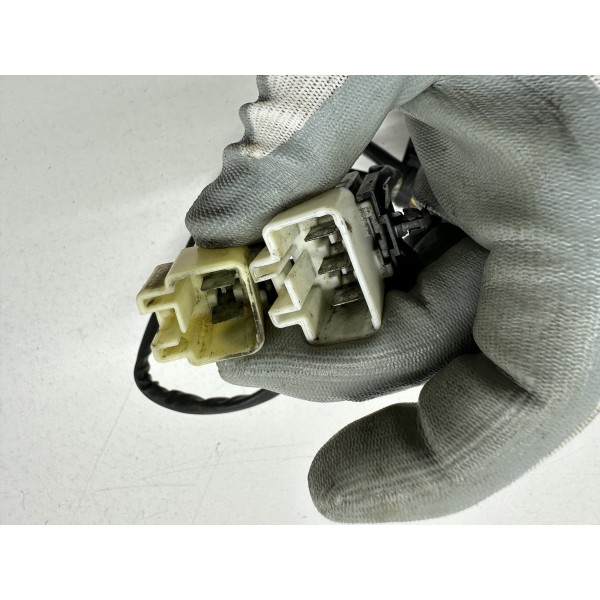 REGOLATORE DI TENSIONE PIAGGIO BEVERY 350...