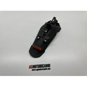 PARAFANGO POSTERIORE PORTATARGA PIAGGIO BEVERY 350 2011-2018