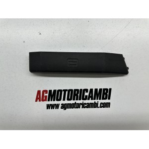 CACHE PORTE OUTILS PLASTIQUE PIAGGIO BEVERY 350 2011-2018