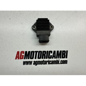 RÉGULATEUR DE TENSION HONDA HORNET 600 2000-2002