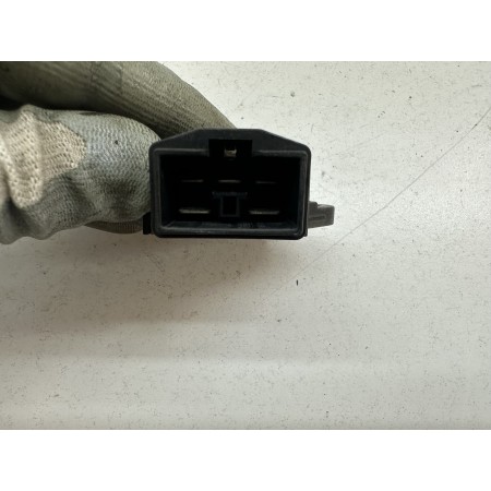 RÉGULATEUR DE TENSION HONDA HORNET 600 2000-2002