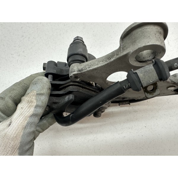 BREMSSATTEL HINTEN HONDA HORNET 600 2000-2002