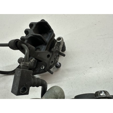 PAIRE D'ÉTRIERS DE FREIN AVANT HONDA HORNET 600 2000-2002