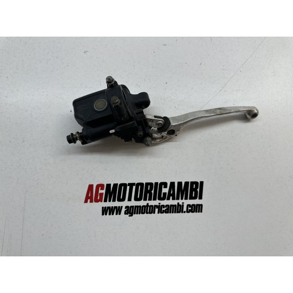 FRONT RIGHT BRAKE MASTER CYLINDER HONDA HORNET...