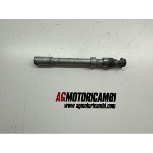AXE DE ROUE AVANT HONDA HORNET 600 2000-2002