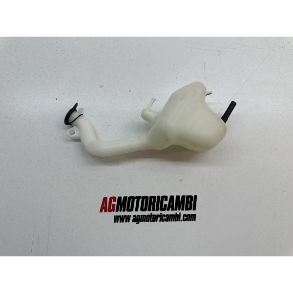 RADIATOR TRAY HONDA CBR 125 4T 2004-2006