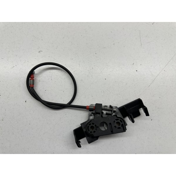 TRIUMPH STREET TRIPLE 660 S...