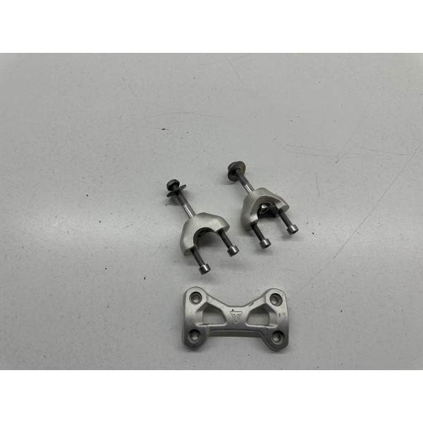 HANDLEBAR RISER BRACKET TRIUMPH STREET TRIPLE...