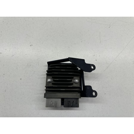 VOLTAGE REGULATOR TRIUMPH STREET TRIPLE 660 S 2020-2024