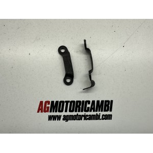 PLASTICA PASSACAVO STAFFA TRIUMPH STREET TRIPLE 660 S...