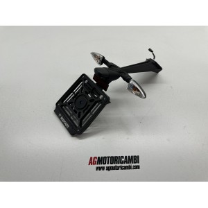 NUMMERNSCHILDHALTER BLINKER TRIUMPH STREET TRIPLE 660 S...