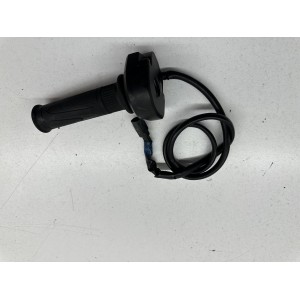 ACCELERATORE CON LIMITATORE A2 TRIUMPH STREET TRIPLE 660... 2