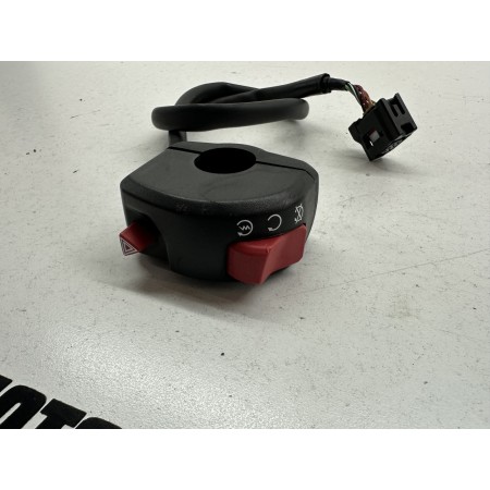 RIGHT-HAND IGNITION SWITCH DIVERTER SWITCH TRIUMPH STREET TRIPLE 660 S 2020-2024