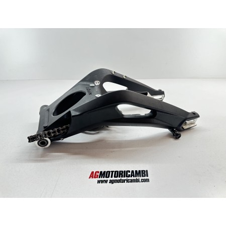 SCHWINGE HINTERRAD TRIUMPH STREET TRIPLE 660 S 2020-2024