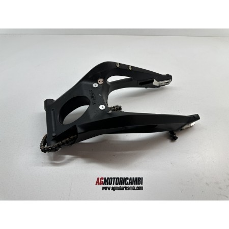 SCHWINGE HINTERRAD TRIUMPH STREET TRIPLE 660 S 2020-2024