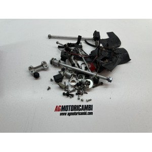 KIT SCREWS HONDA HORNET 600 2005-2006