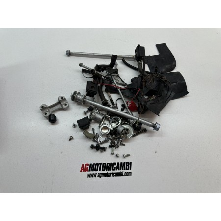 KIT VIS HONDA HORNET 600 2005-2006