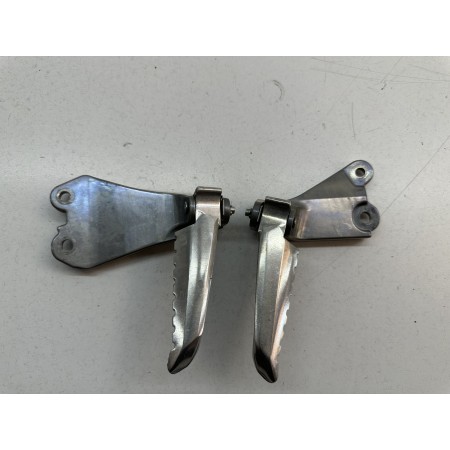 COPPIA PEDALINE PASSEGGERO DX SX YAMAHA N-MAX 125 E5 2021-2024