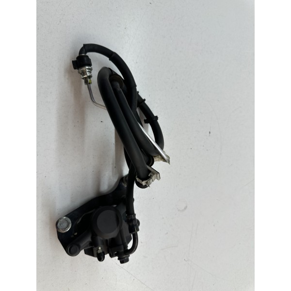 YAMAHA N-MAX 125 E5 ETRIER DE FREIN AVANT...