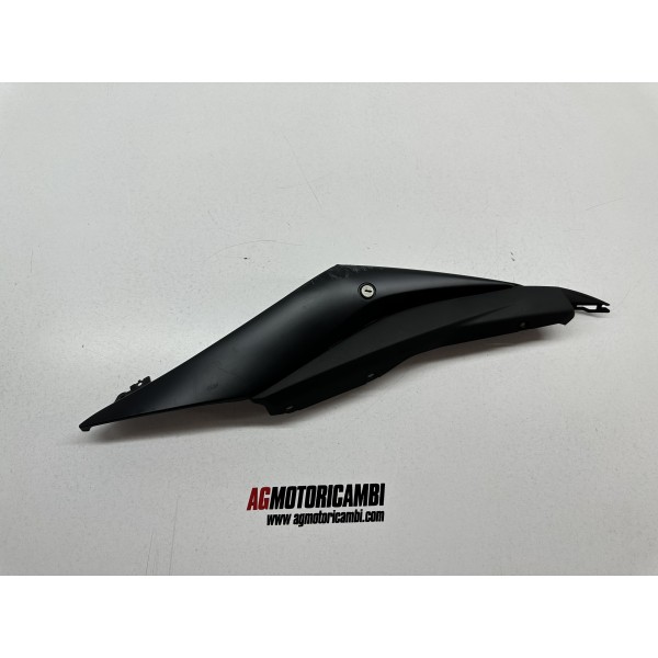 CARENA POSTERIORE SINISTRA SX YAMAHA MT-03 MT03...