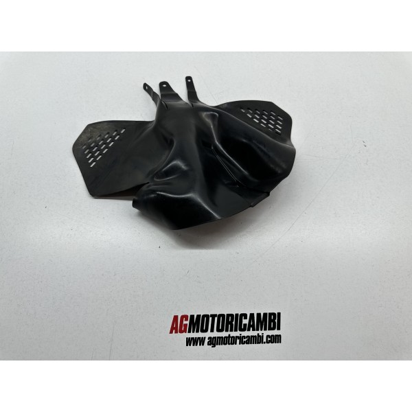 TAPPETTINO IN GOMMA COVER MOTOR YAMAHA MT-03...