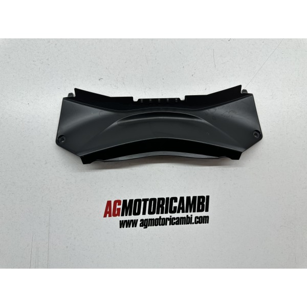 PLASTICO CARENA CODONE SILLIN CENTRE YAMAHA...