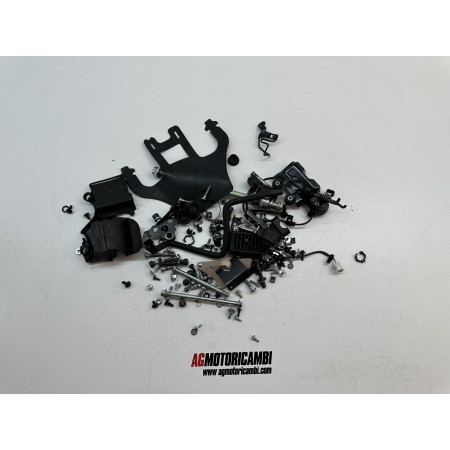 KIT VITI VITERIA BULLONI YAMAHA MT-03 MT03 321cc 2020-2024