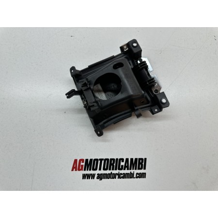 FUEL TANK CAP DOOR PIAGGIO BEVERLY 400 S 2021-2024