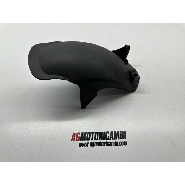 PARAFANGO MOTORE RUOTA PIAGGIO BEVERLY 400 S...