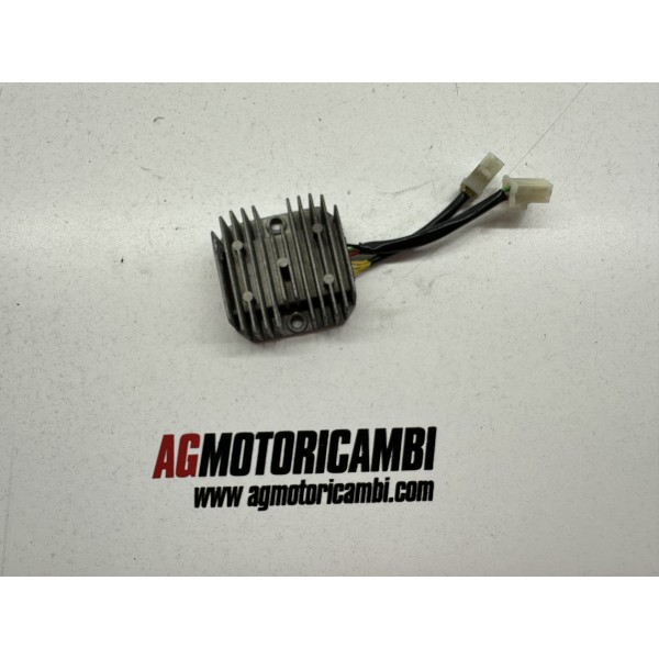 REGOLATORE DI TENSIONE HONDA CN 250 SPAZIO...