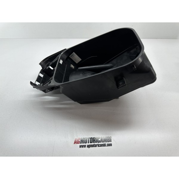 VANO SOTTO SELLA YAMAHA TMAX 500 2001-2003...