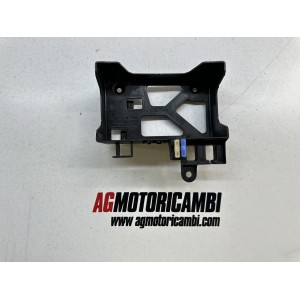 BATTERIEFACHHALTERUNG SICHERUNGEN HUSQVARNA 701 SUPERMOTO...