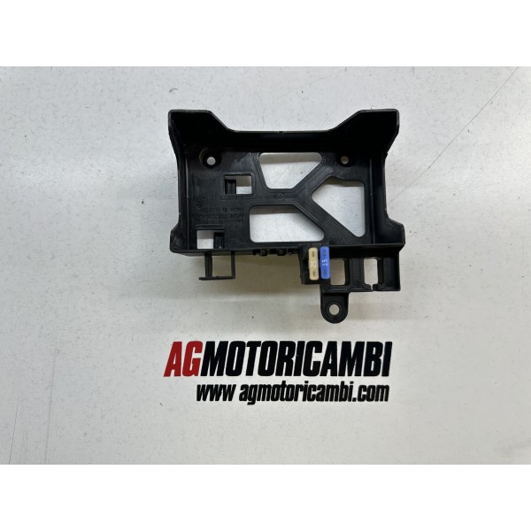 BATTERIEFACHHALTERUNG SICHERUNGEN HUSQVARNA 701...